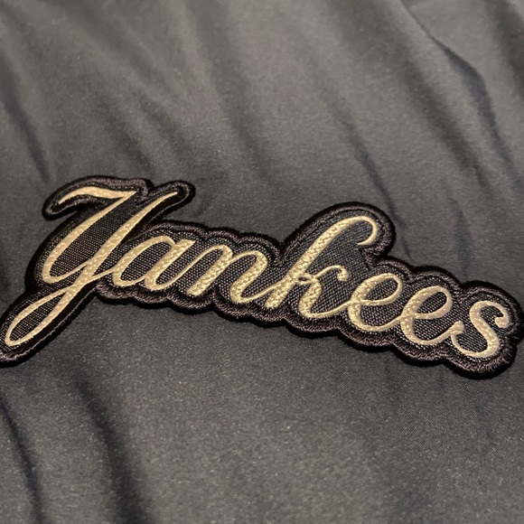 Nike Men’s Yankee’s Baseball Jacket. - Picture 5 of 8